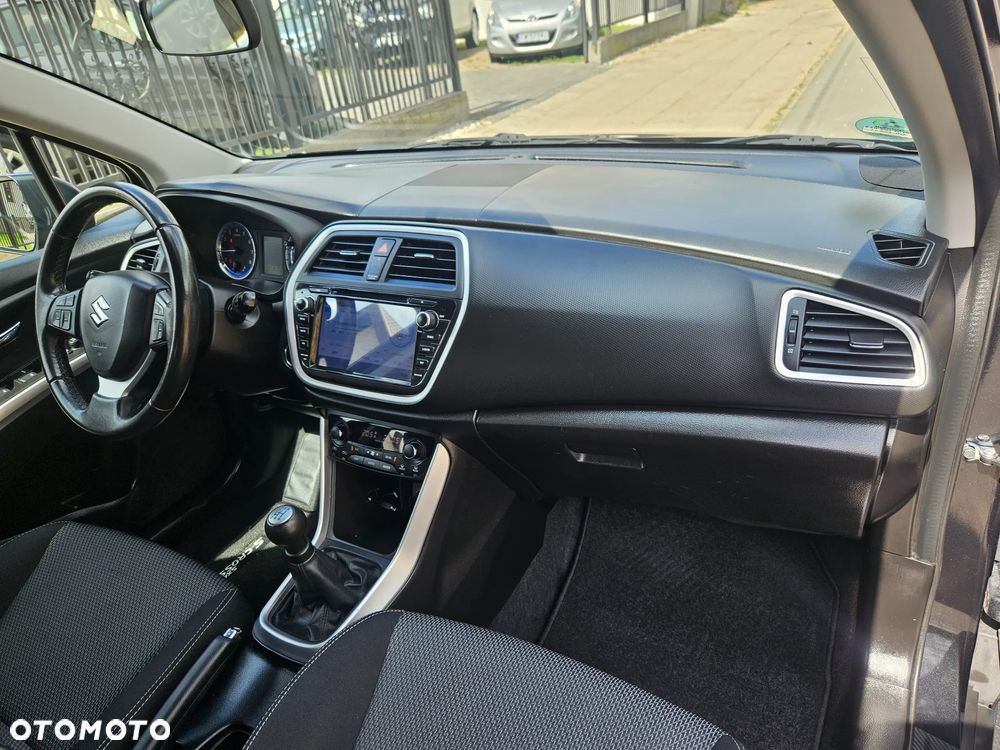 Suzuki SX4 S-Cross 1.6 VVT 4x2 limited+ - 29