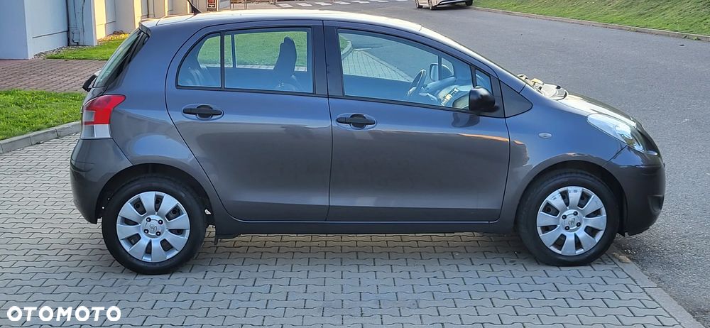 Toyota Yaris 1.0 Entry - 11