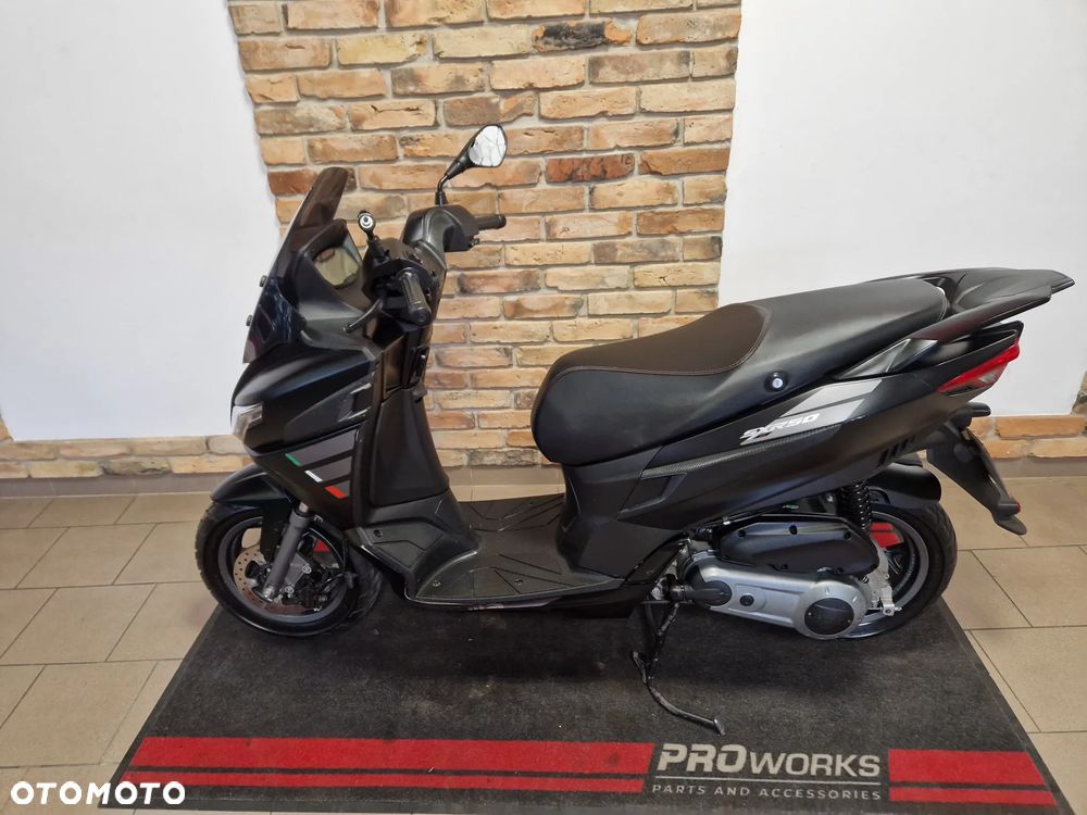 Aprilia SX - 18