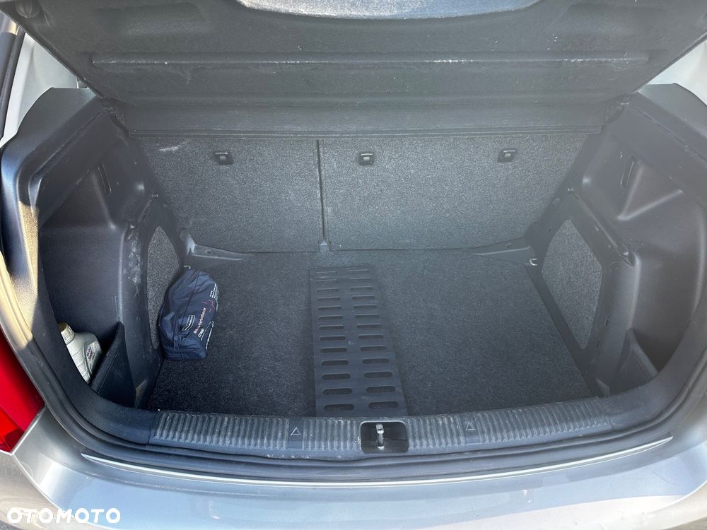 Skoda Fabia 1.2 HTP Ambition - 27