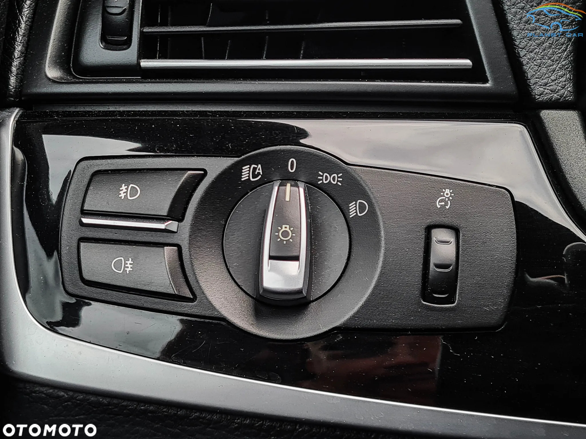BMW Seria 5 525d Touring Luxury Line - 29