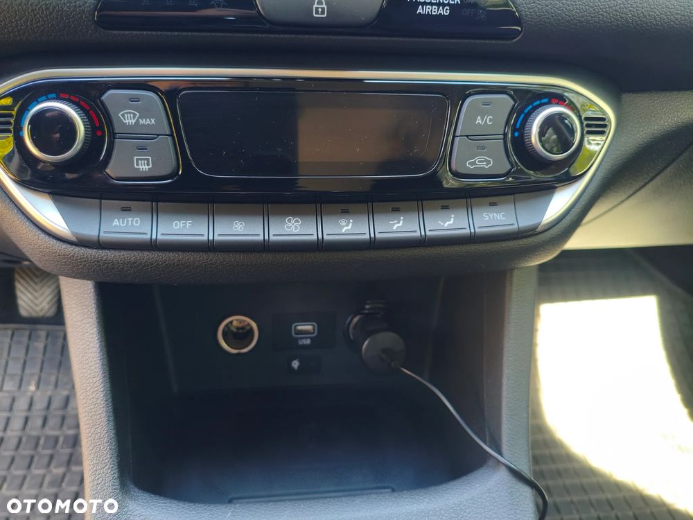 Hyundai i30 1.0 T-GDI Trend - 12