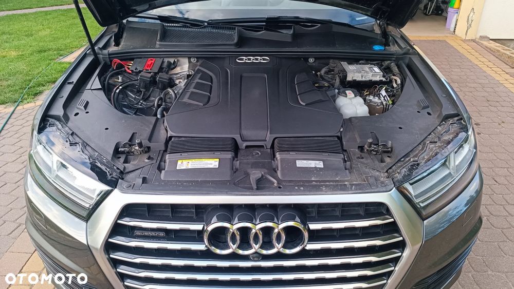 Audi Q7 - 36