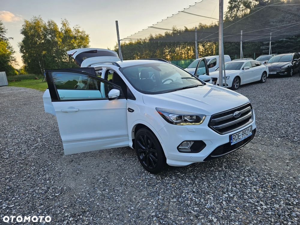 Ford Kuga - 21