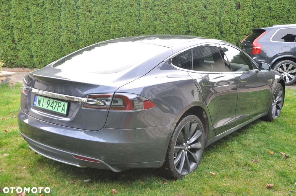 Tesla Model S 70 - 7