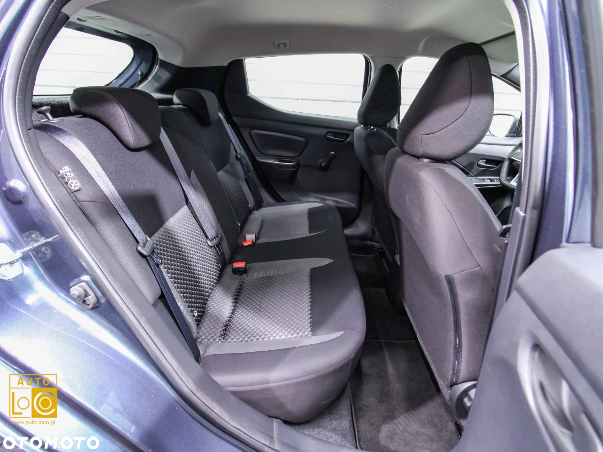 Nissan Micra 1.0 Acenta - 10