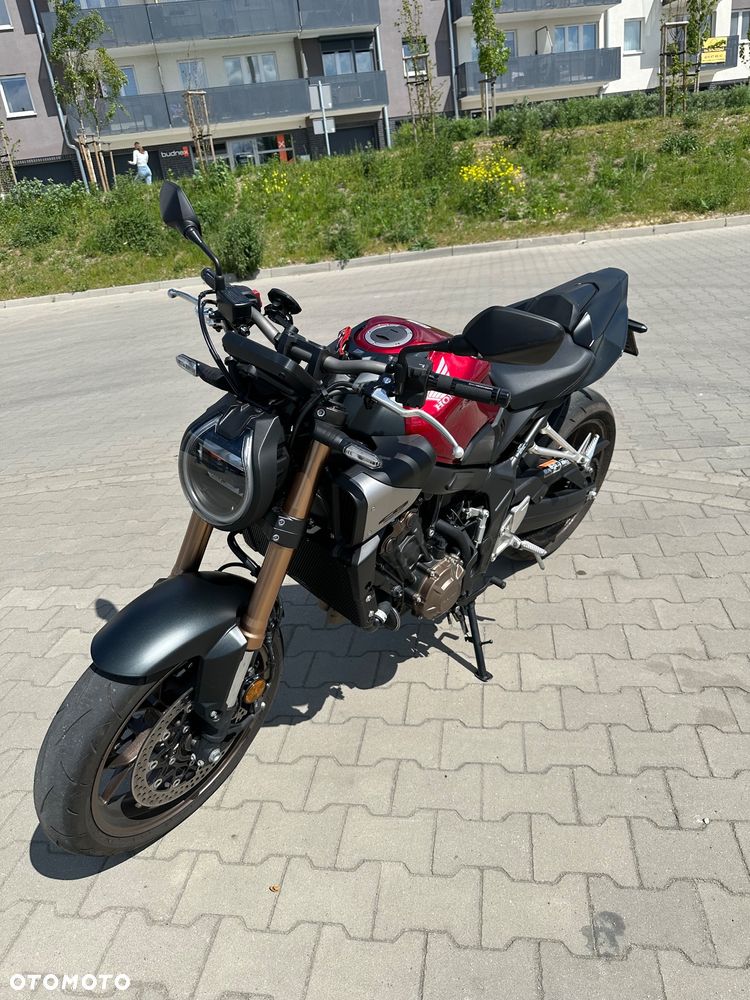 Honda CB - 16
