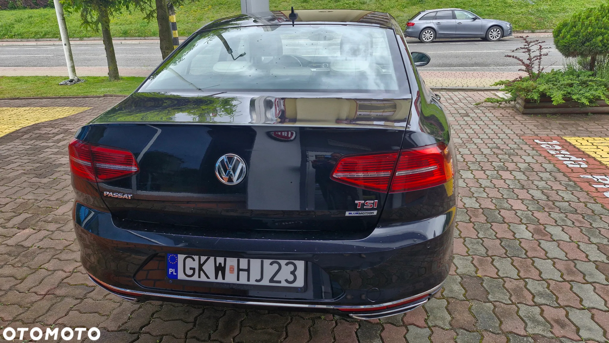Volkswagen Passat - 7