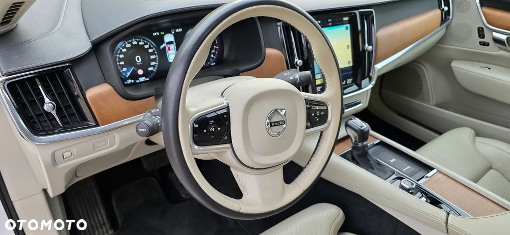 Volvo S90 2017 photo 3