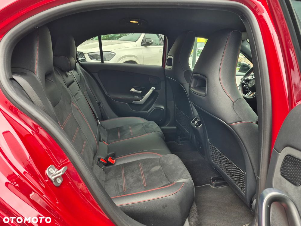 Mercedes-Benz Klasa A 200 AMG Line 7G-DCT - 29