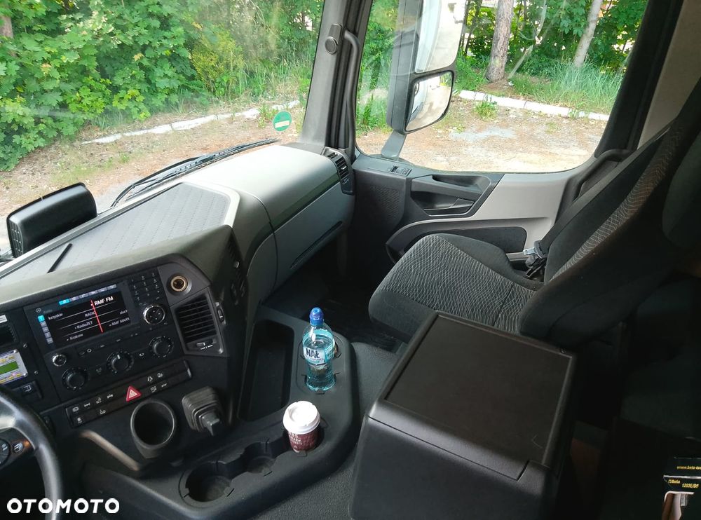 Mercedes-Benz Antos 2540 - 4