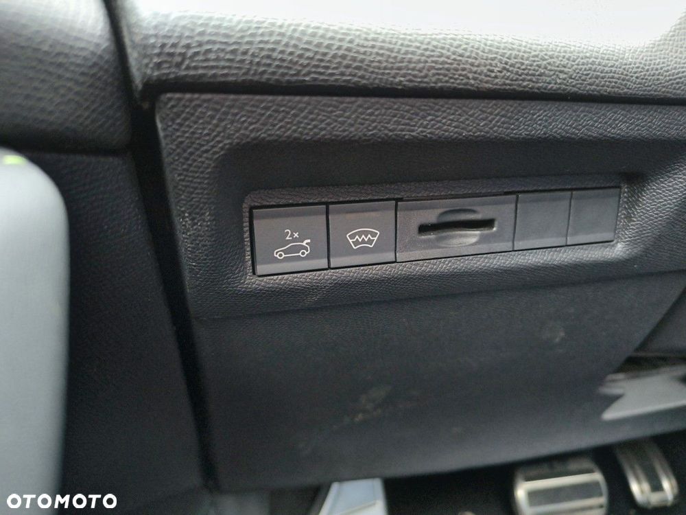Peugeot 308 - 14