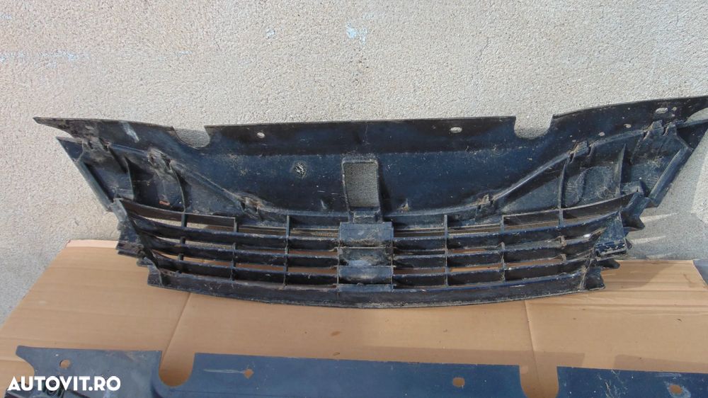 Grila fata Renault Laguna 2 an 2001-2008 - 6