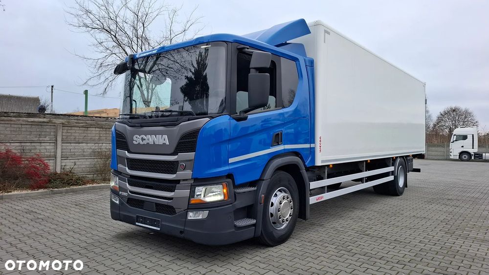 Scania P280 / DMC 19000KG / KONTENER + WINDA / 19 PALET / SALON PL /
