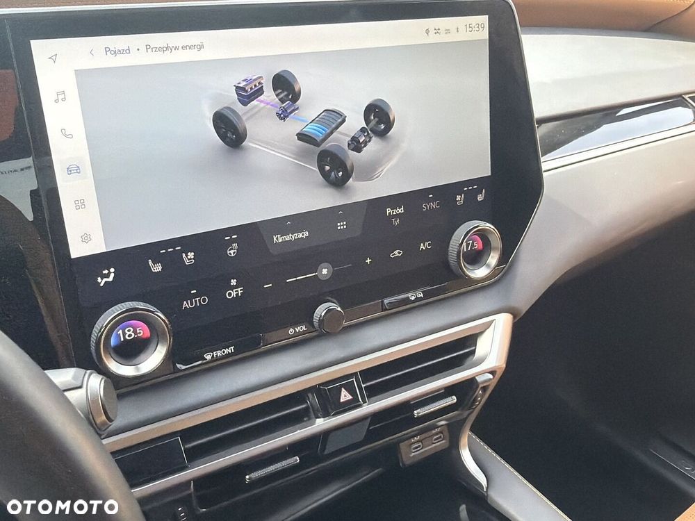 Lexus RX - 18