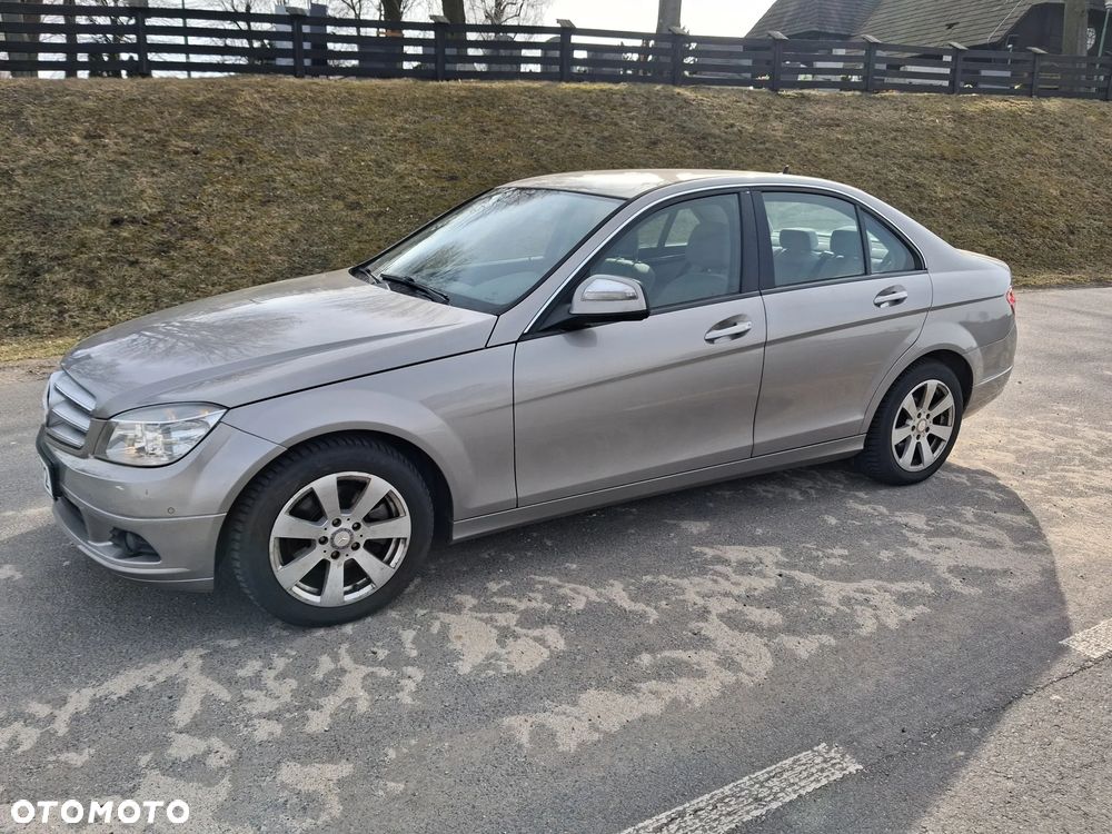 Mercedes-Benz Klasa C 220 CDI DPF Automatik Avantgarde - 2