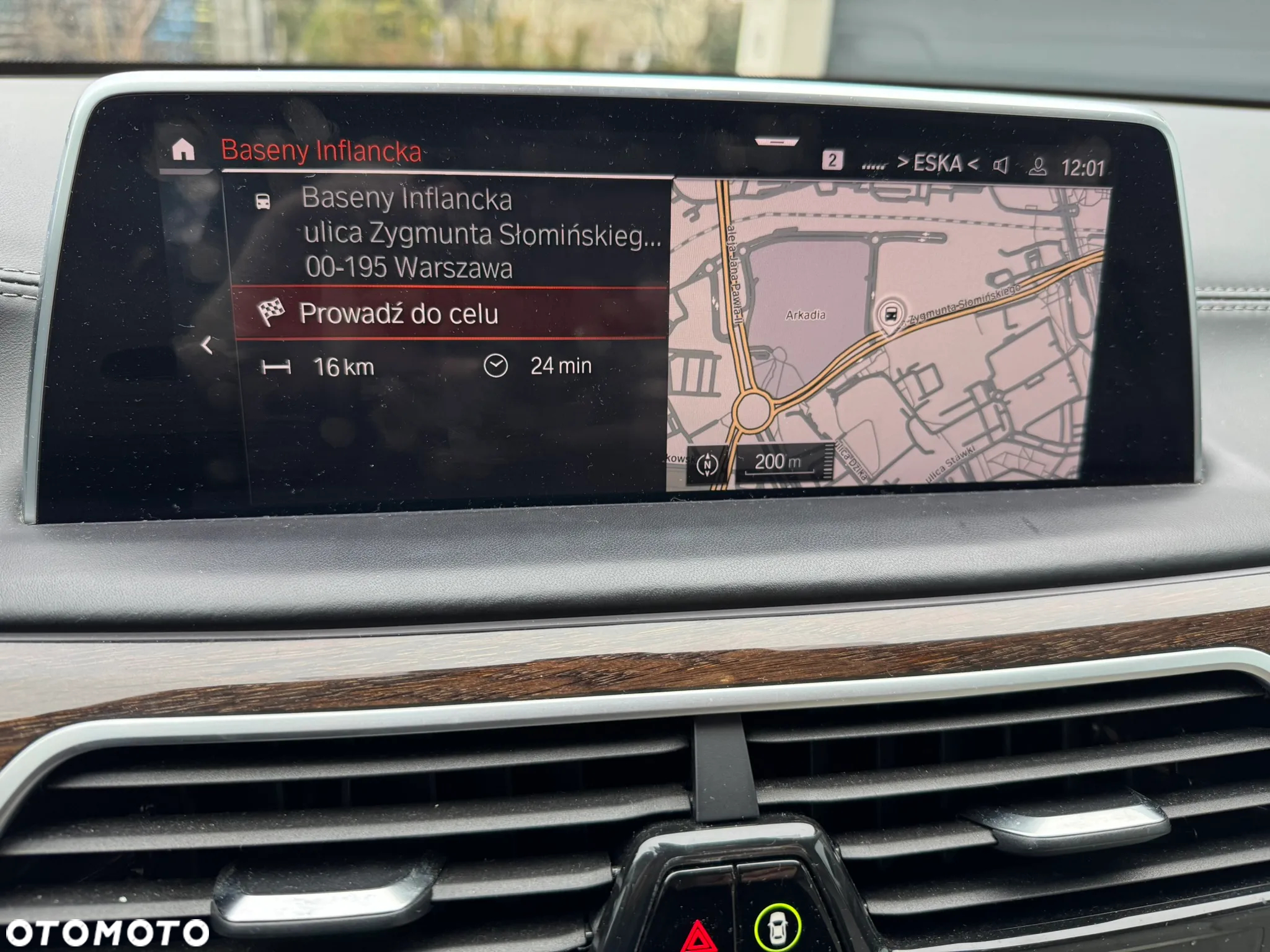 BMW Seria 7 750i xDrive - 9