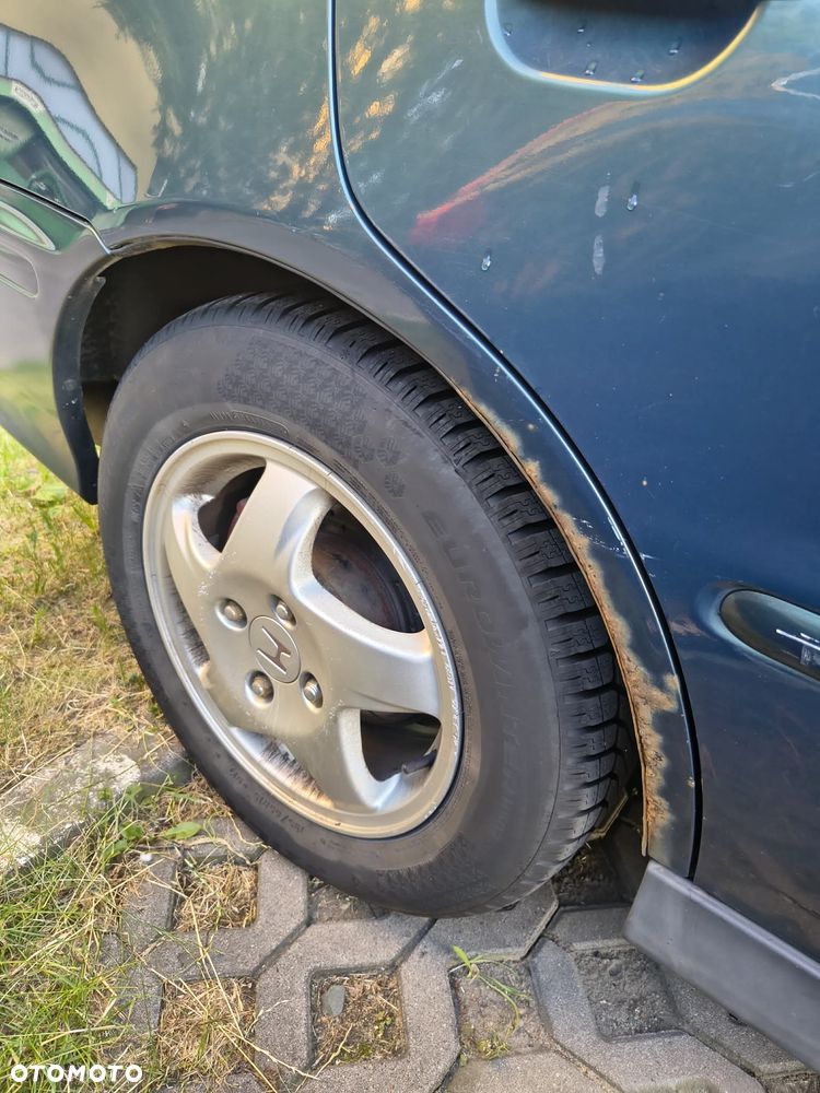 Honda Accord 2.0 ES - 21