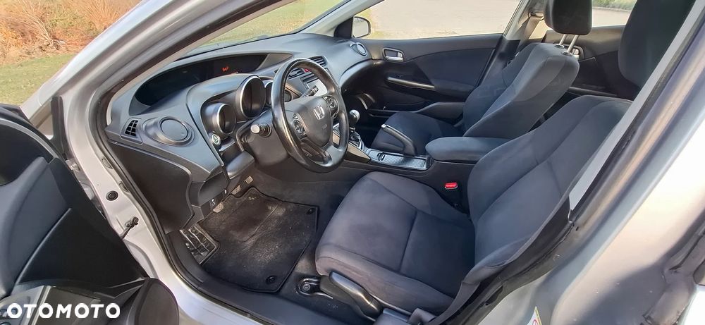 Honda Civic 1.6 i-DTEC Executive Navi - 25