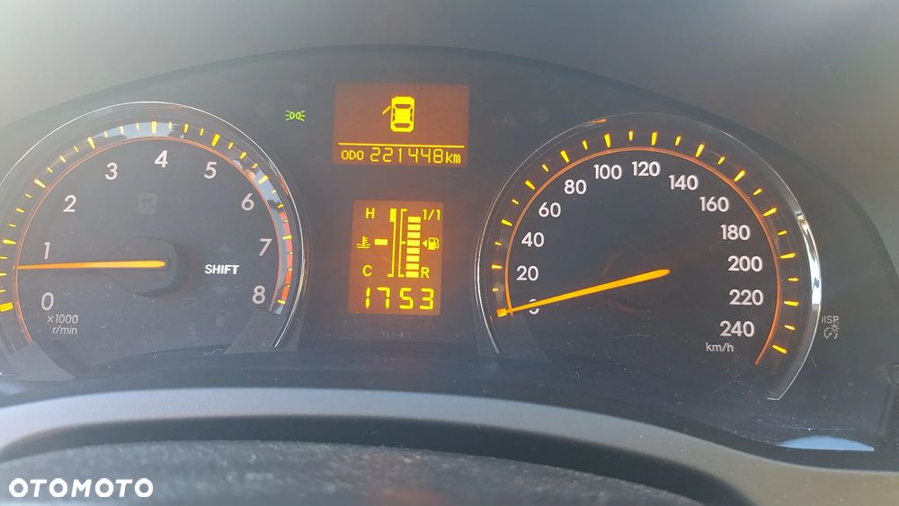 Toyota Avensis 1.8 Sol plus - 17