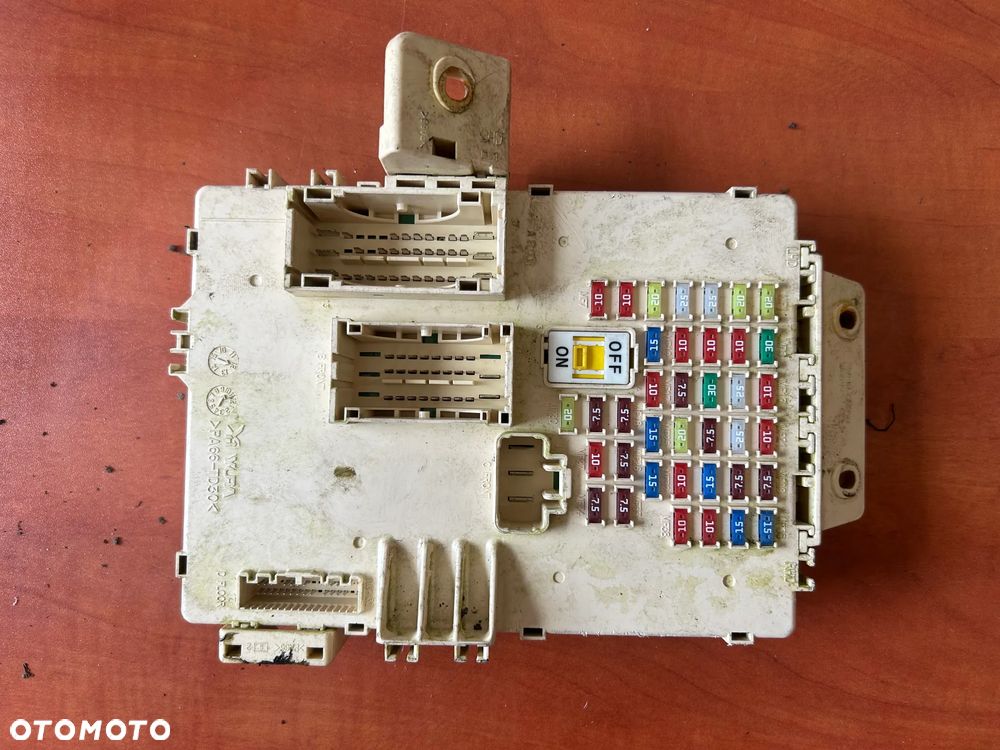 HYUNDAI I40 SKRZYNKA BEZPIECZNIKÓW 91950-3Z011 - 1