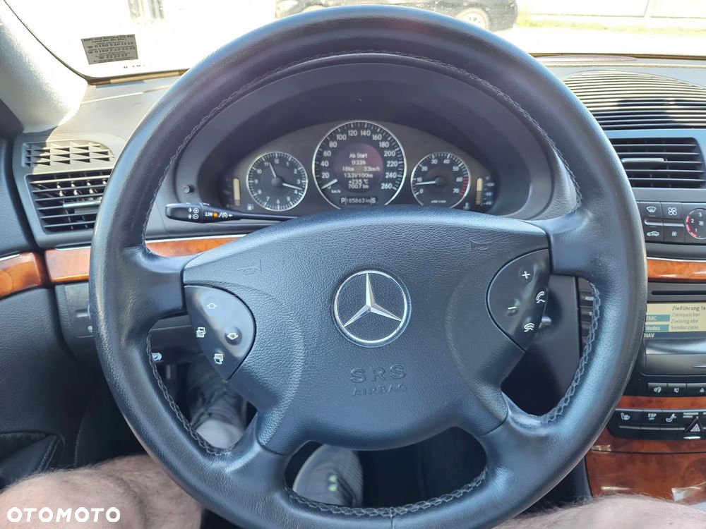 Mercedes-Benz Klasa E 240 4-Matic Elegance - 13