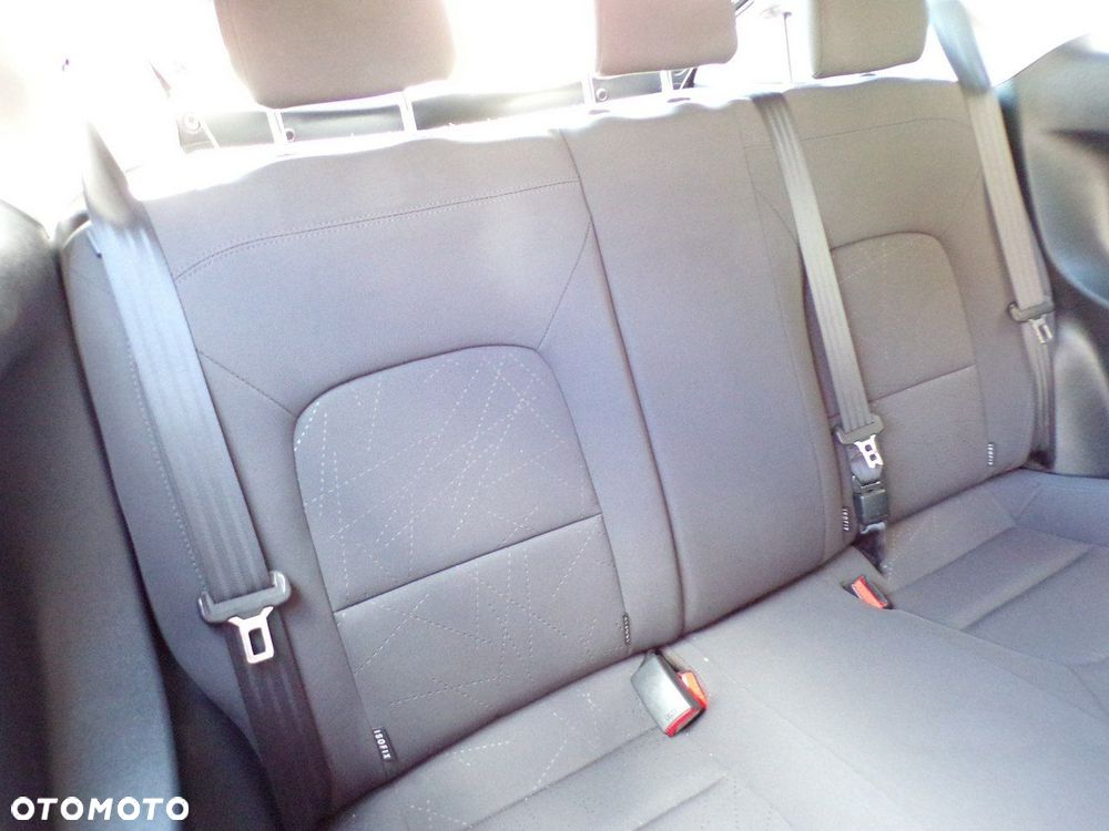 Kia Rio - 30
