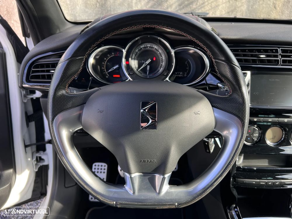 DS DS3 PureTech 110 Start & Stop SoChic - 17