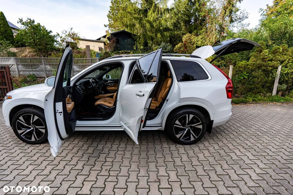 Volvo XC 90 - 9