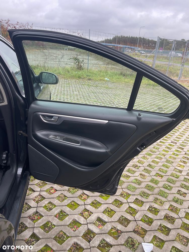 Volvo S60 - 18