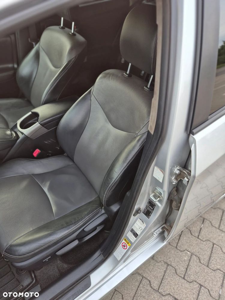 Toyota Prius 1.8 HSD Prestige - 13