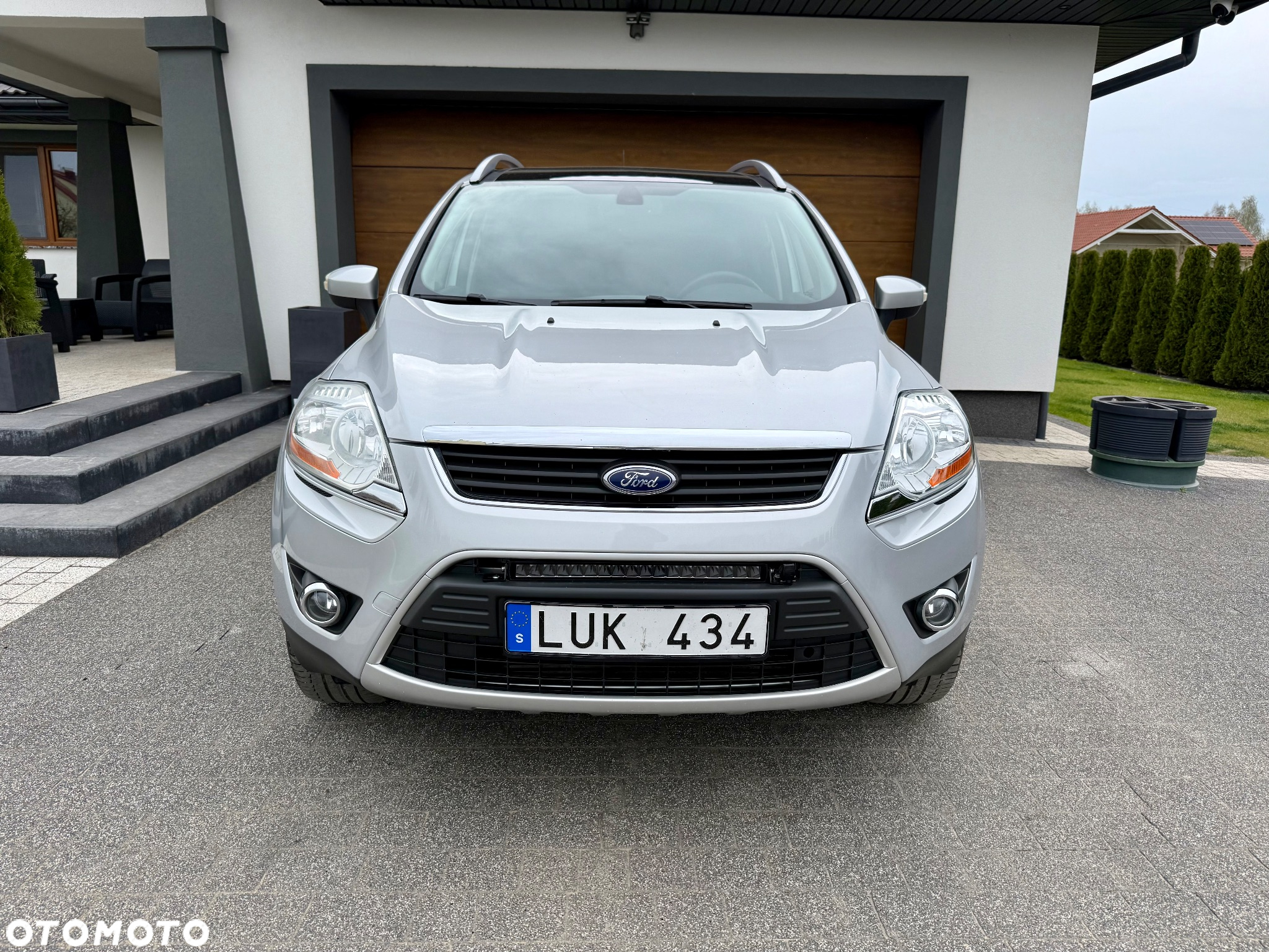 Ford Kuga 2.0 TDCi 4x4 Titanium - 4