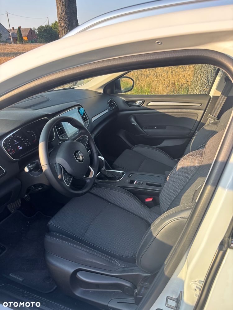 Renault Megane - 11