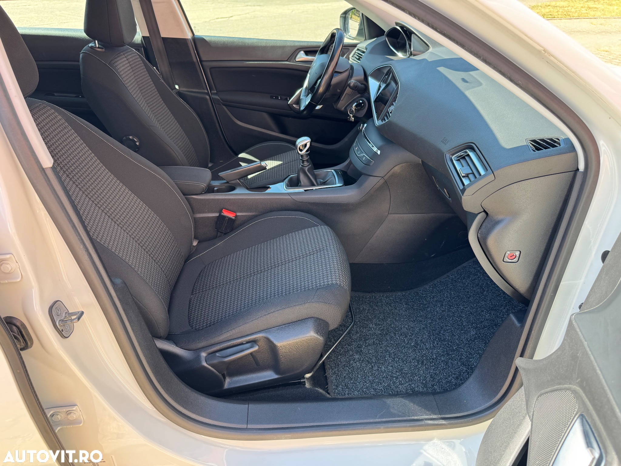 Peugeot 308 SW BlueHDi 130 Allure Pack - 8