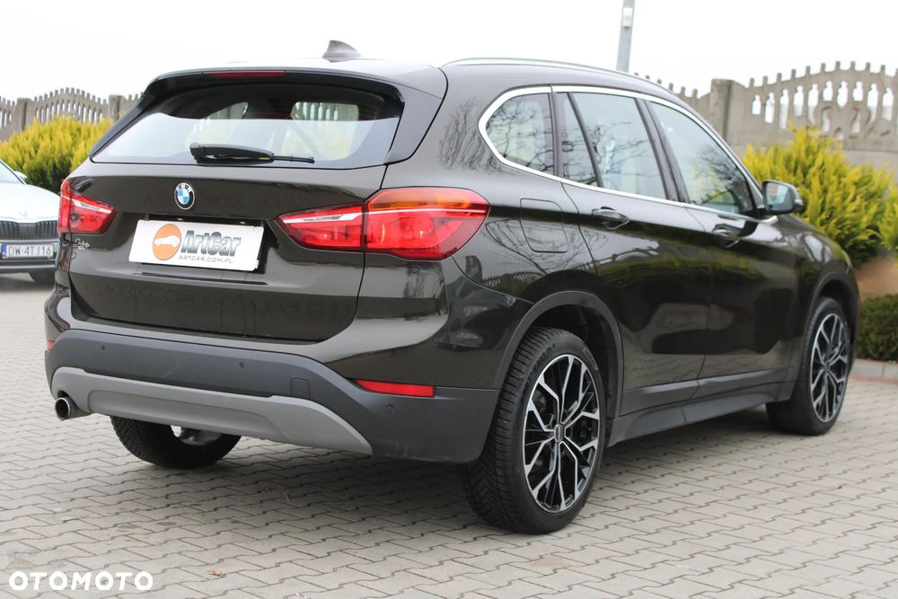 BMW X1 sDrive18d Advantage - 14