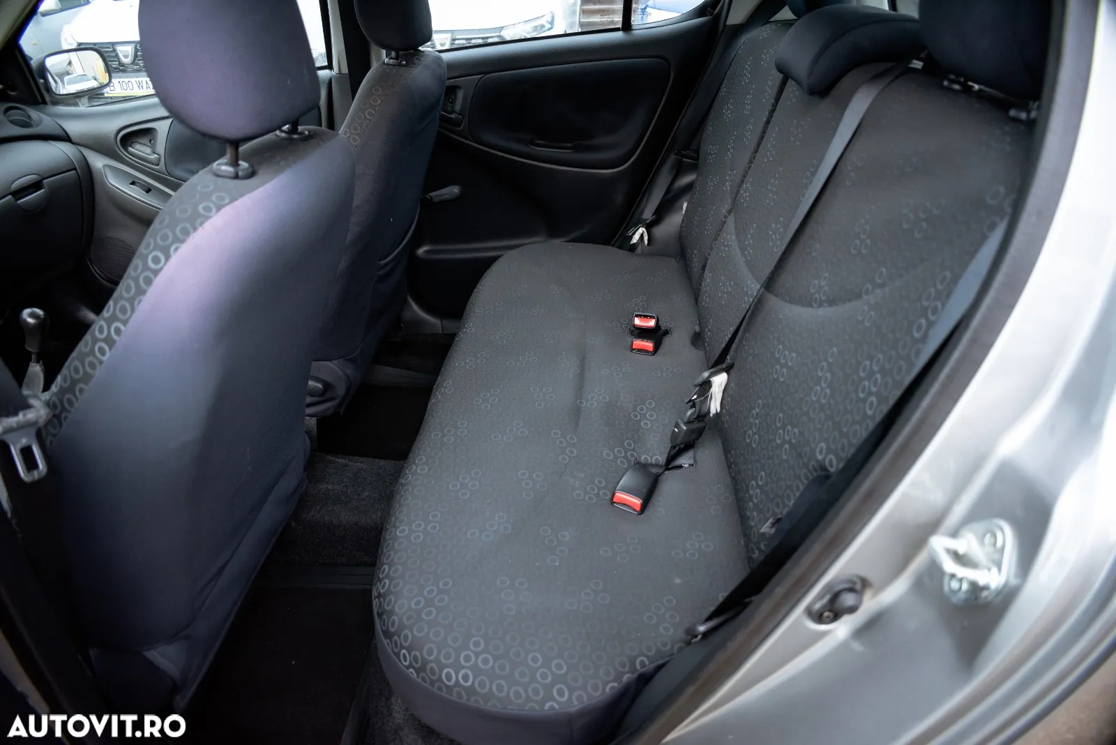 Toyota Yaris Verso 1.3 Luna - 14