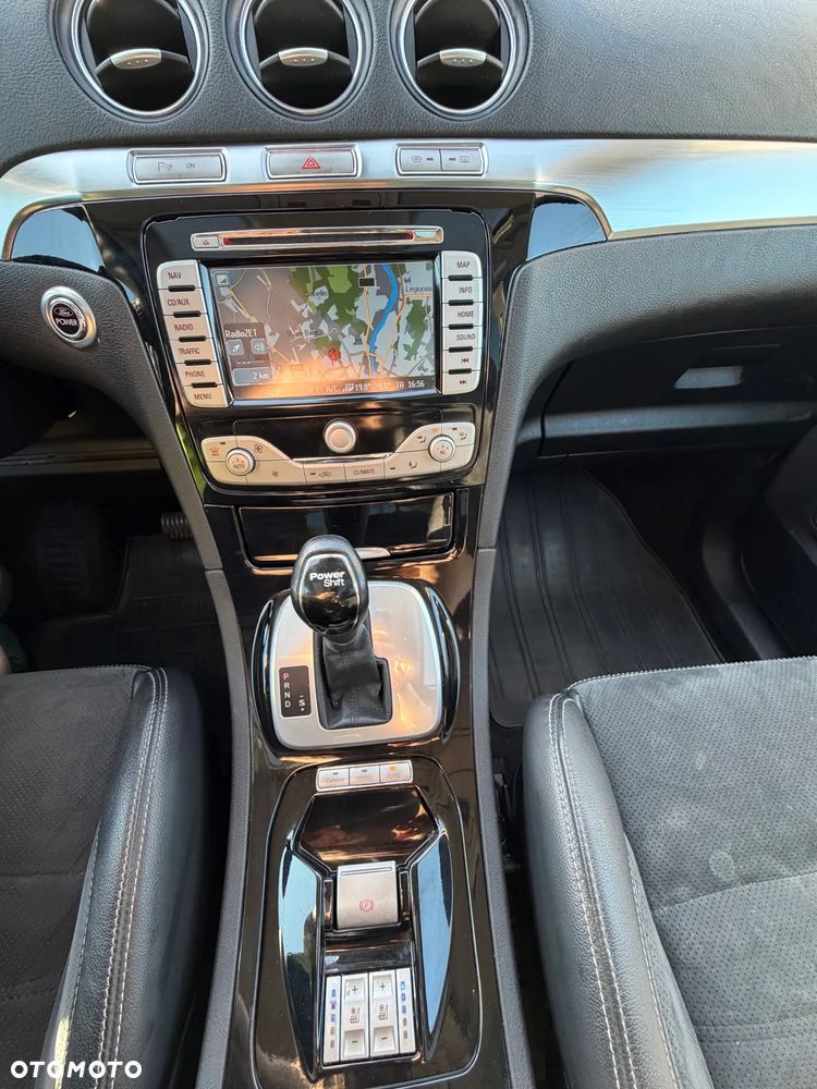 Ford Galaxy 2.0 EcoBoost Titanium - 23