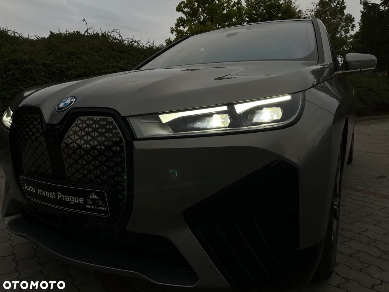 BMW iX xDrive40 - 1