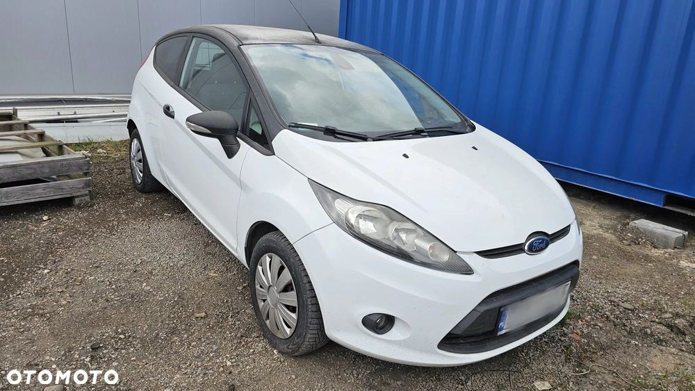 Ford Fiesta - 2