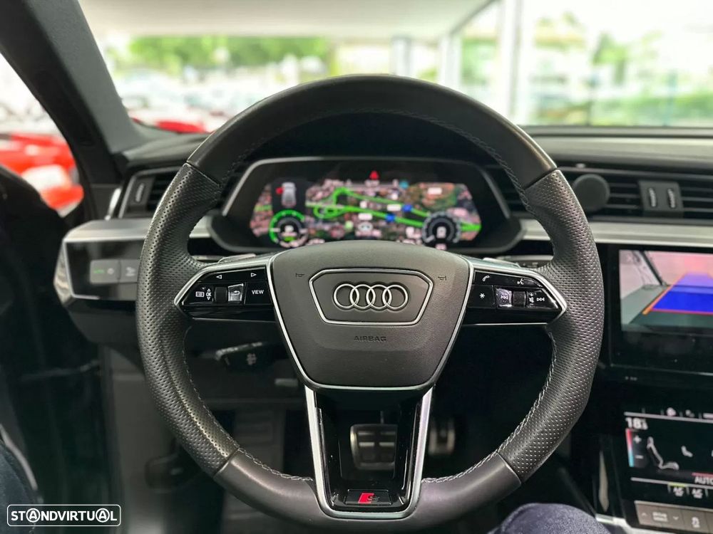 Audi Q8 e-Tron Sportback 50 quattro S line - 13