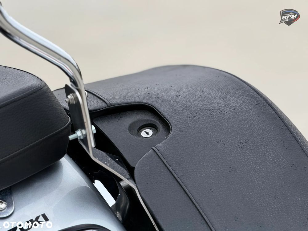 Suzuki Boulevard - 21