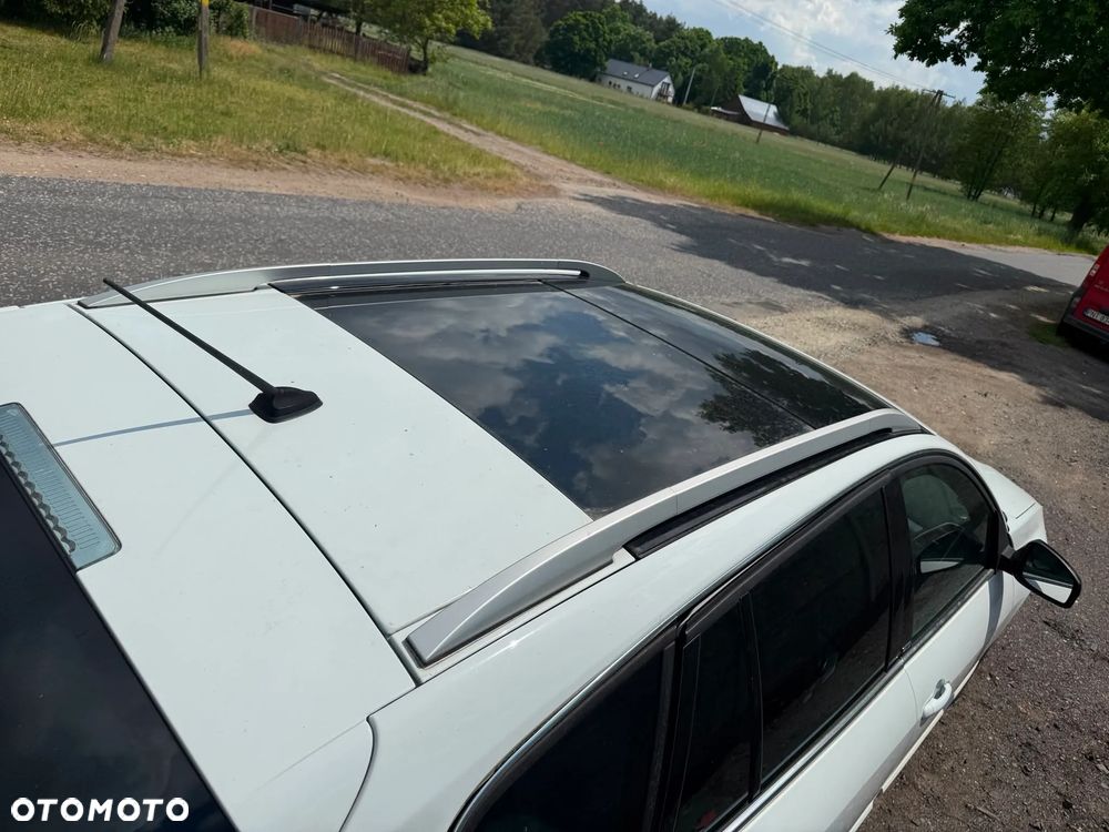 Renault Laguna dCi 150 FAP Start-Stop Dynamique - 6