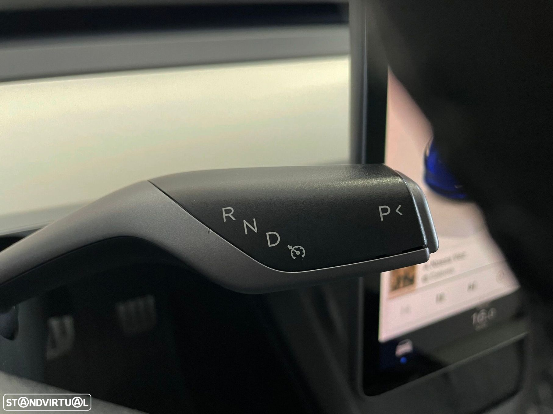 Tesla Model 3 - 35