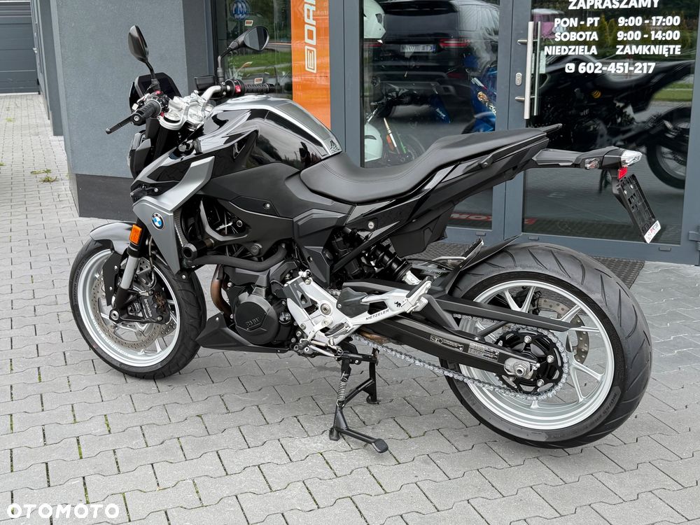 BMW F - 29