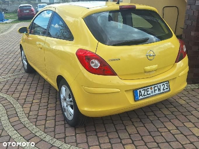Opel Corsa 1.4 16V Sport - 4