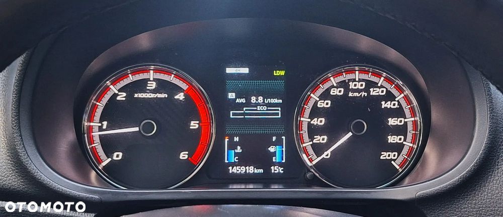 Mitsubishi L200 2.2 d DC Intense - 11