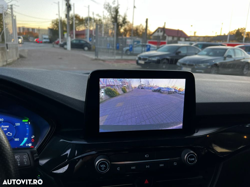 Ford Kuga 2.5 Duratec FHEV FWD ST Line - 27