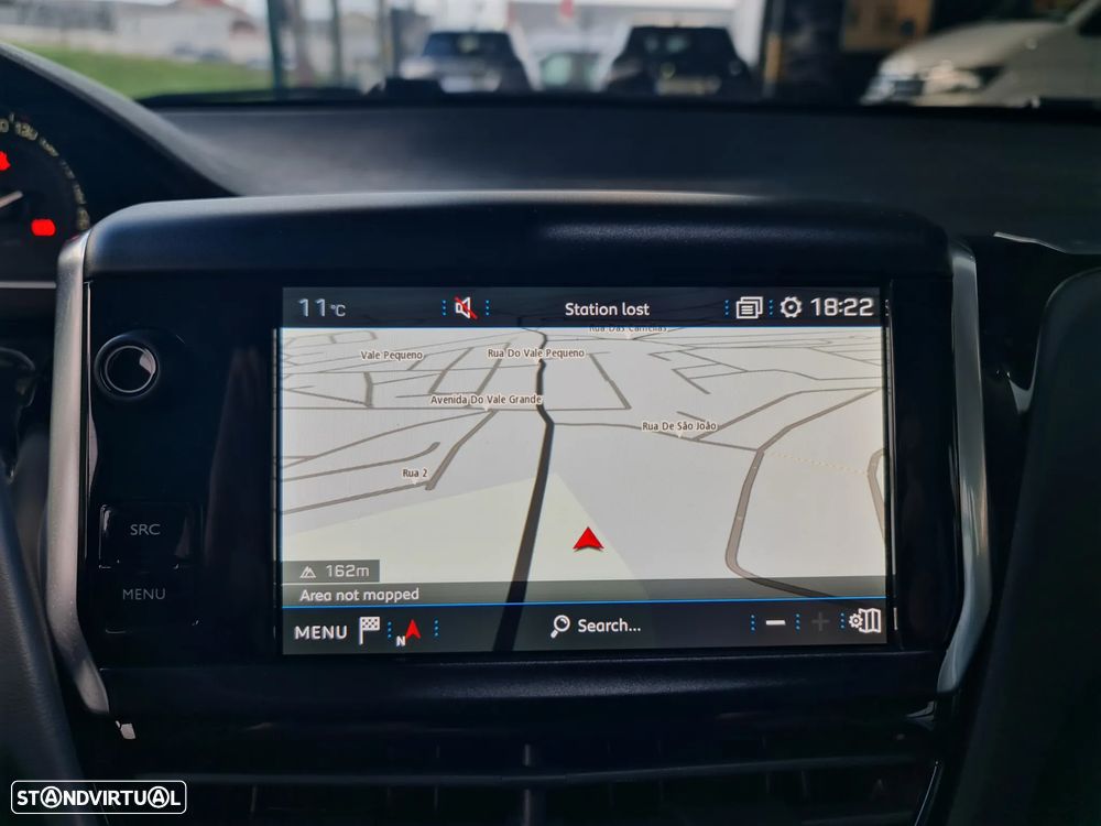 Peugeot 208 1.2 PureTech Signature - 30