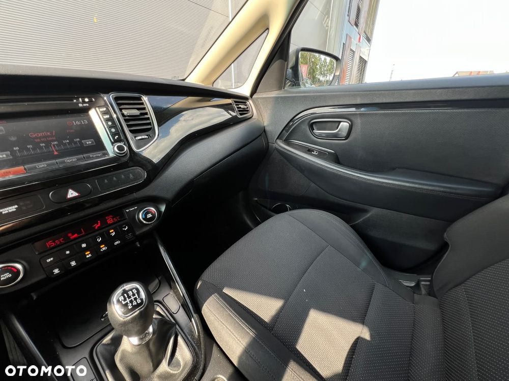 Kia Carens 1.6 GDI Business Line 7os EU6 - 16