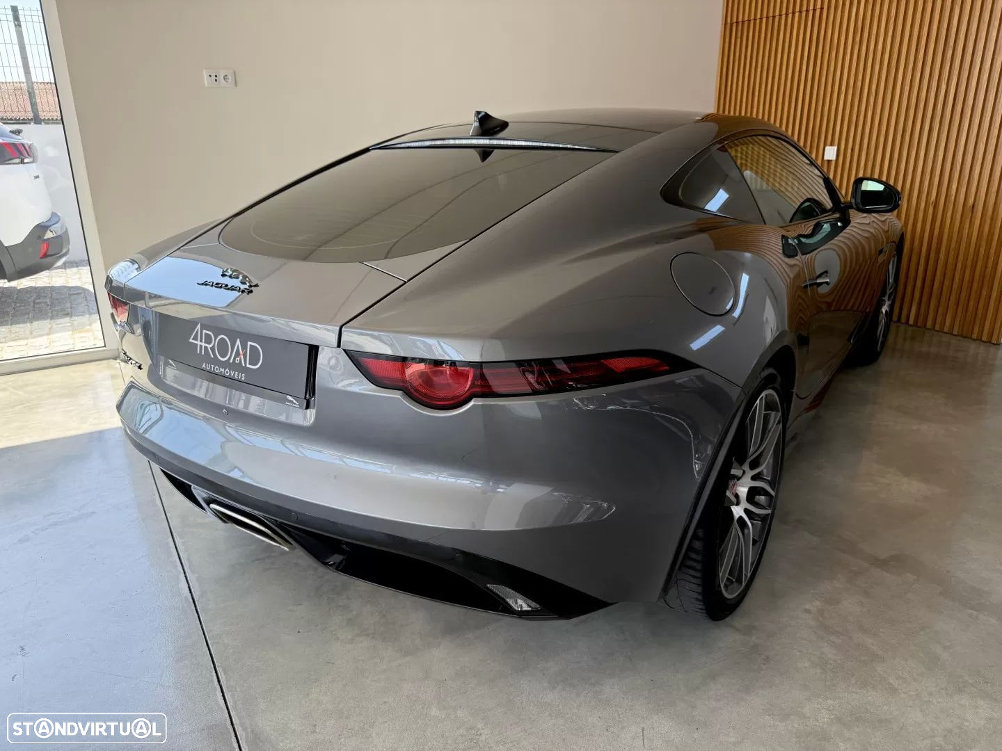 Jaguar F-Type 2.0 i4 R-Dynamic Black - 20
